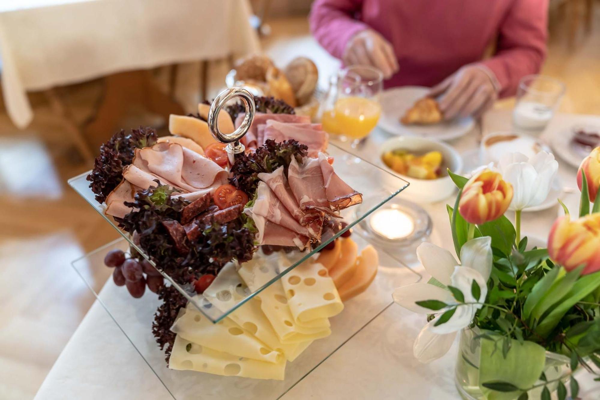 Romantik Hotel Zur Post Furstenfeldbruck Bagian luar foto