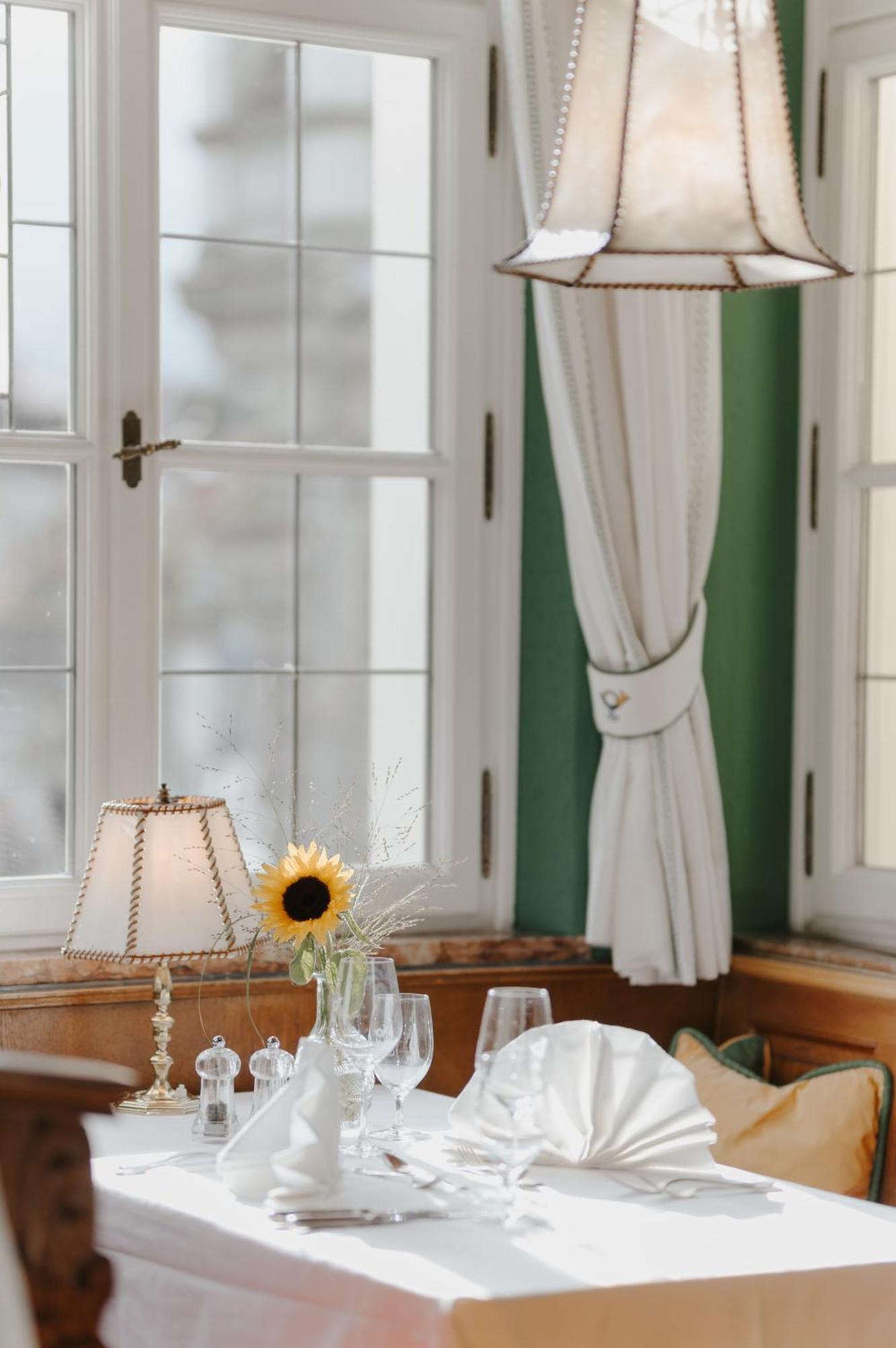 Romantik Hotel Zur Post Furstenfeldbruck Bagian luar foto
